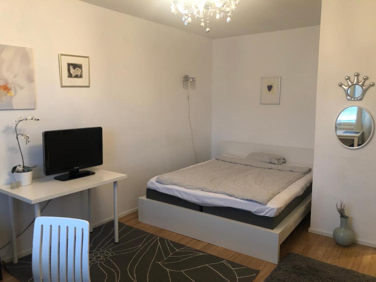 Ferienwohnung Yksio Kilometri Jokirannasta Forilta Turku Exterior foto